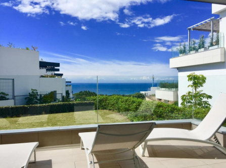LUXURIOUS VACATIONAL HOME WITH 3 BEDROOMS AND POOL AT CABOPINO GOLF MARBELLA